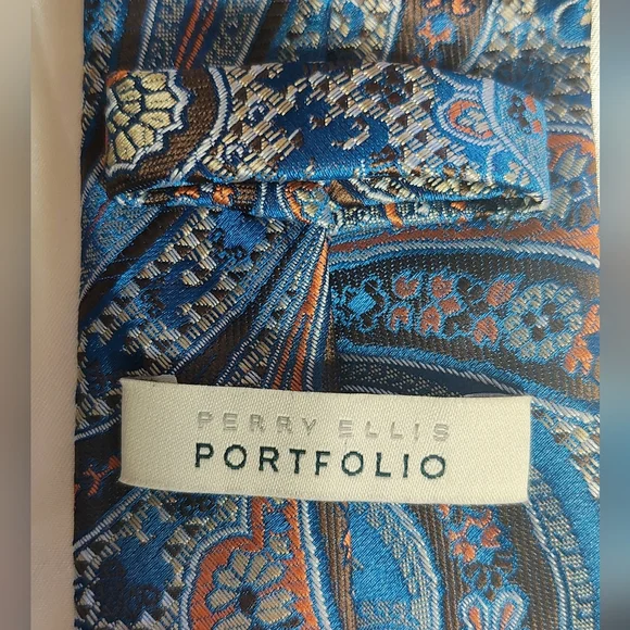 Paisley Blue and Orange Men's Tie - Picture 5 of 7